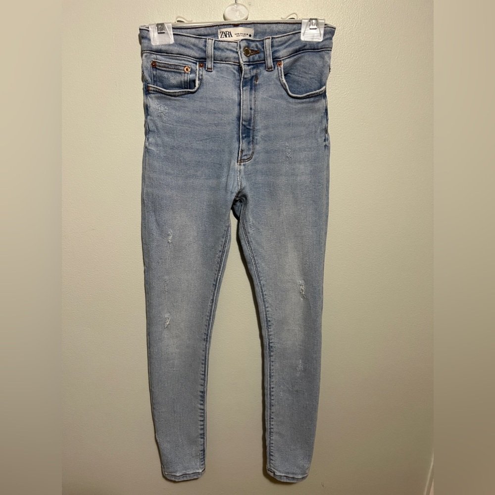 Zara light blue Mid-rise distressed Skinny jean size 4